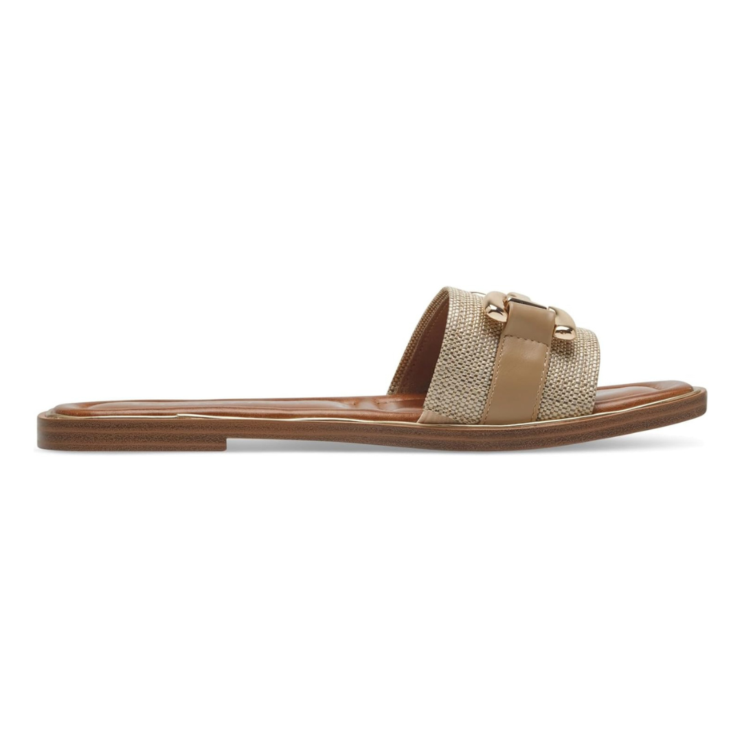 Sandalias Planas Mujer Milano | Punta Cuadrada, Comodidad Elegante y Detalle Dorado – Color Raffia