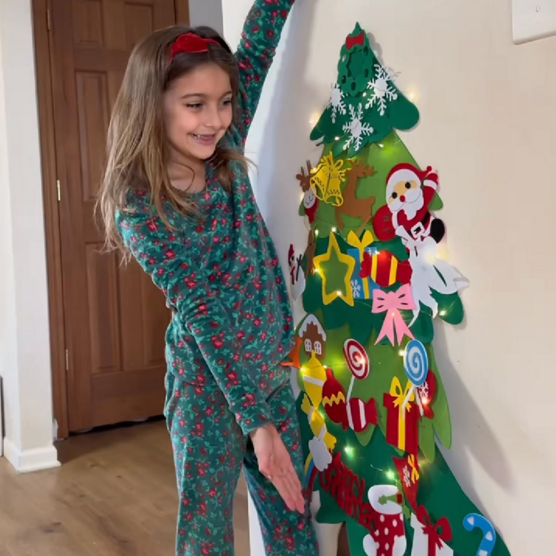 TibaToes™ Christmas Tree Play Set – Árbol de Navidad Montessori para Niños Pequeños