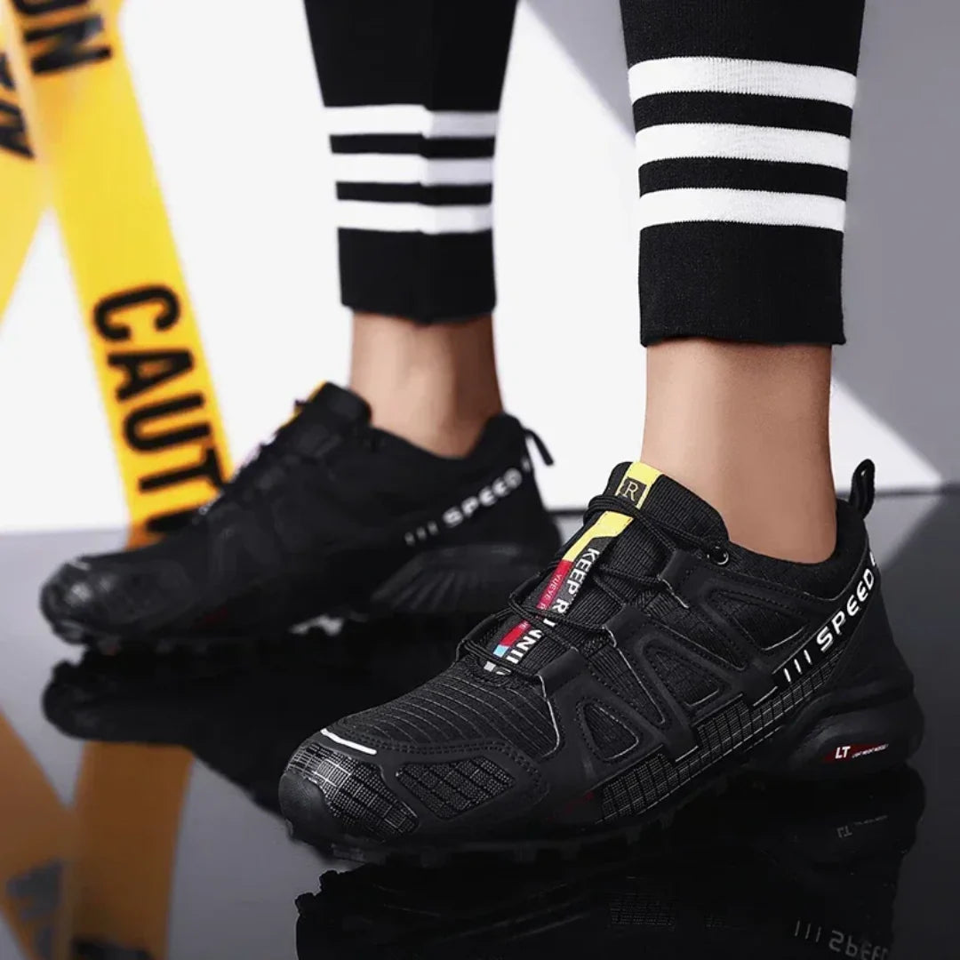 SpeedCross™ IV | Agarre, Estabilidad y Comodidad Sin Límites