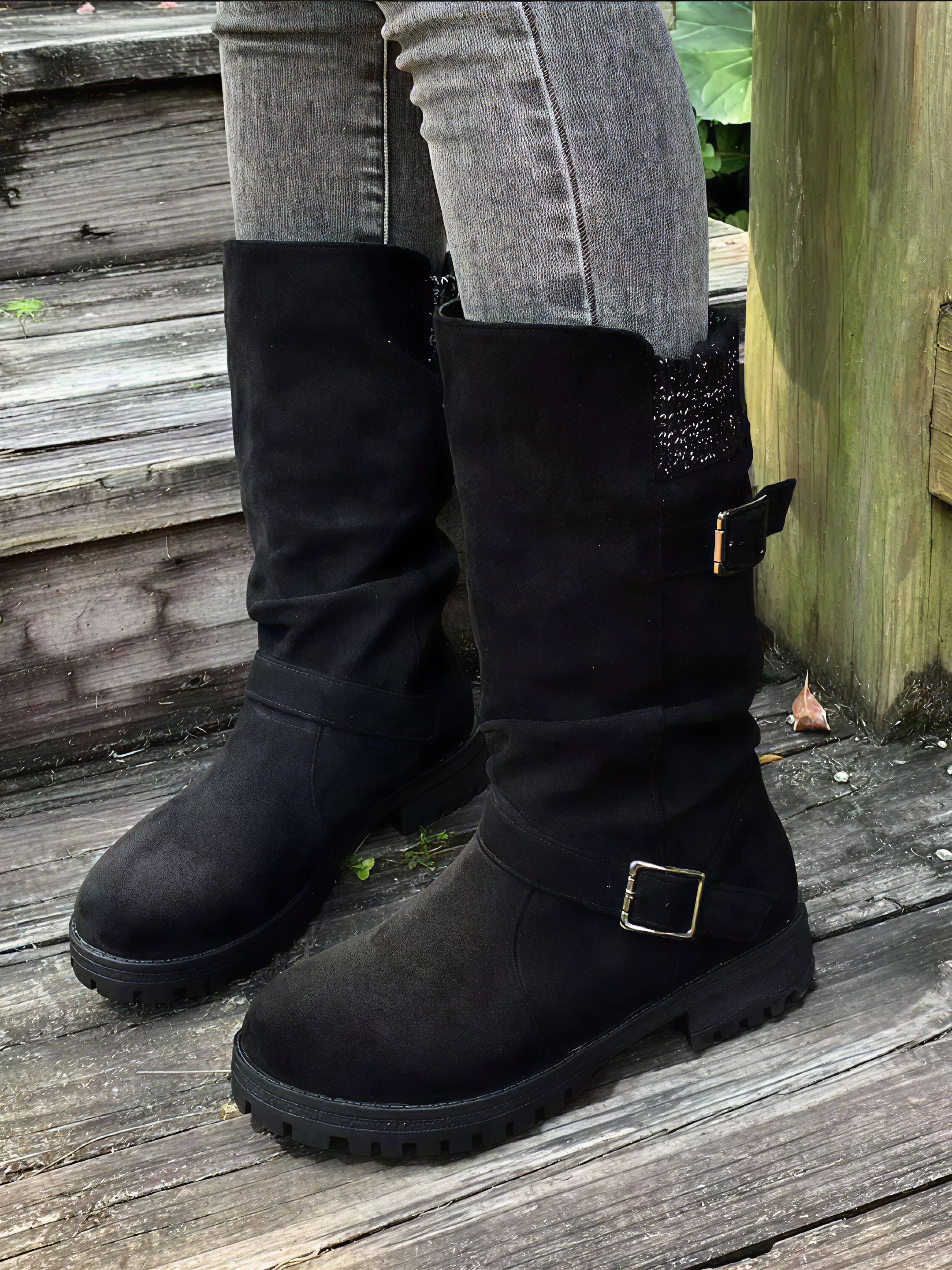 Botas de Media Caña con Puño de Punto y Hebillas – Comodidad y Estilo para el Invierno