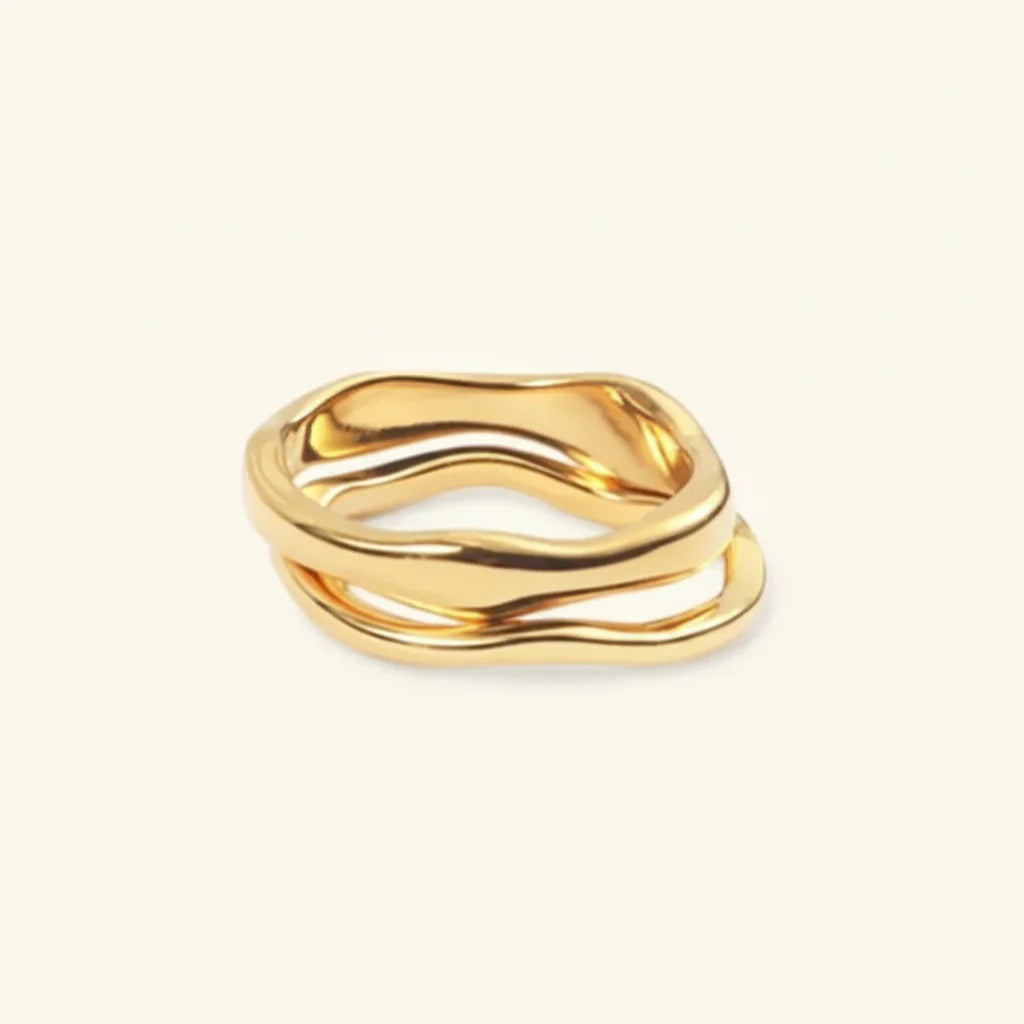 Anillo apilable dorado minimalista de acero inoxidable para uso diario
