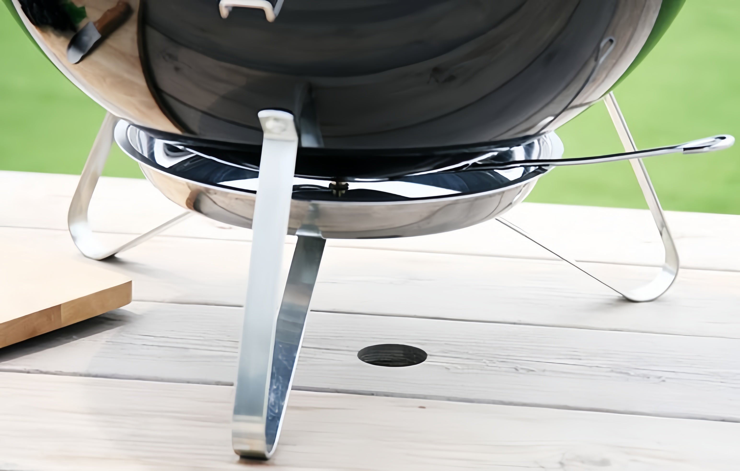 Barbacoa de carbón portátil KETTLE Calora - Formato compacto 31,5 cm con tapa