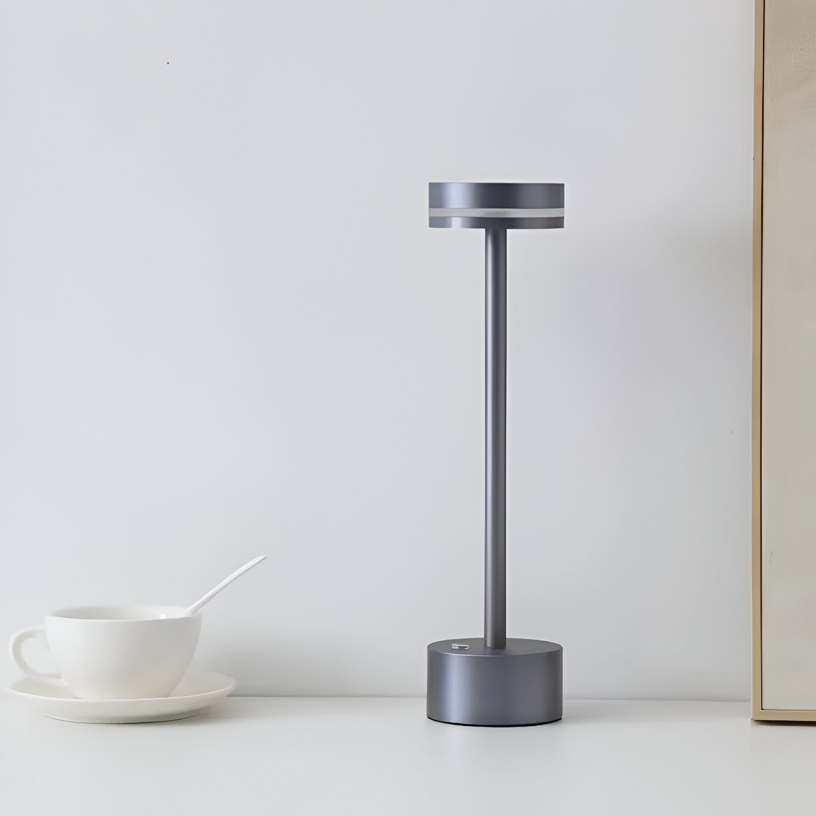 Mantle Touch - Lámpara de escritorio portátil y recargable - Luz regulable
