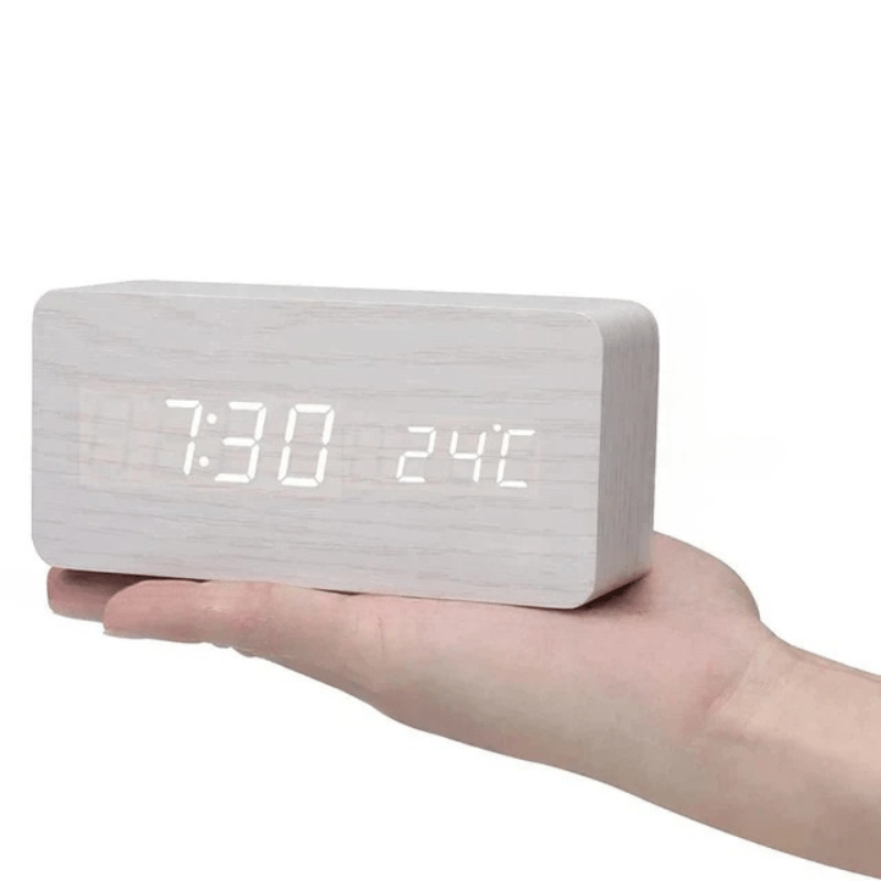 Reloj Despertador LED de Madera con Control por Voz – 8×15×9 cm – Display Digital — Blanco barra