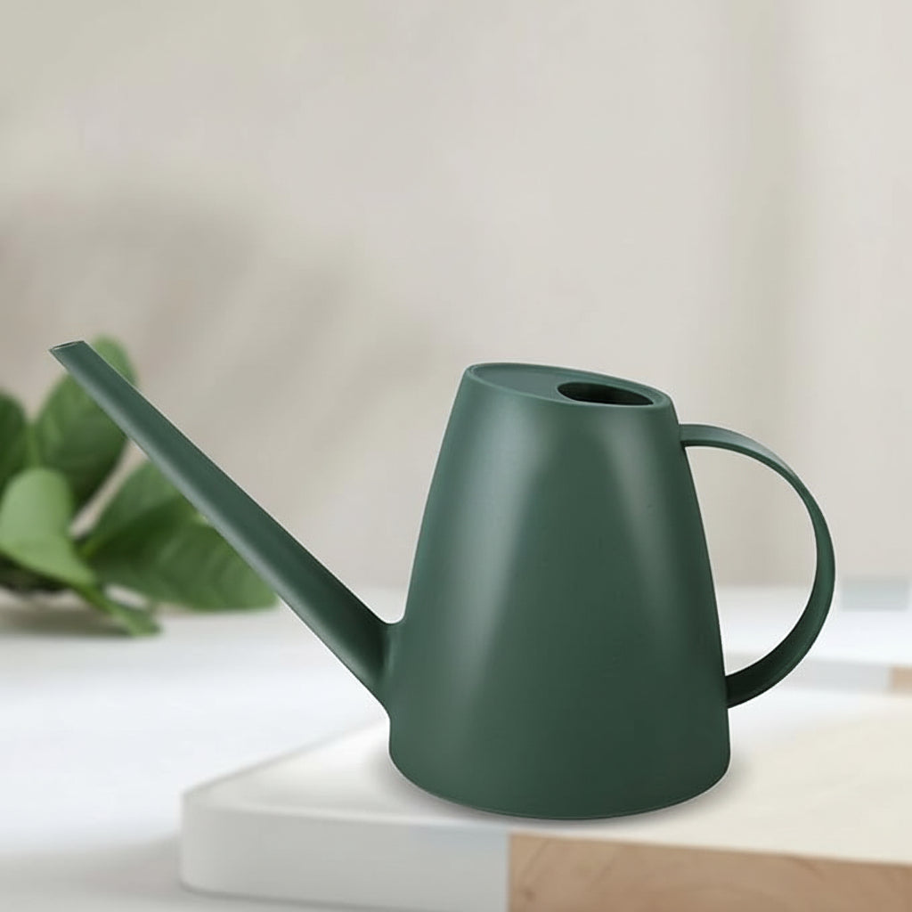 Regadera de plástico con pico largo para uso en interiores y exteriores