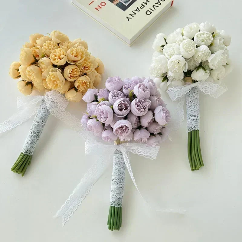 27 flores de peonía de seda realistas en tonos suaves y románticos
