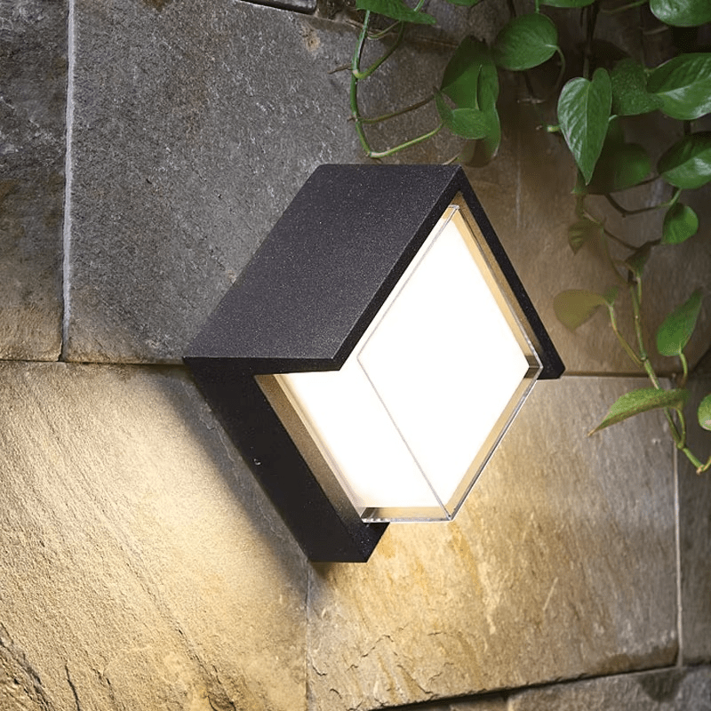 Aplique de pared exterior con LED integrado blanco cálido resistente a la intemperie