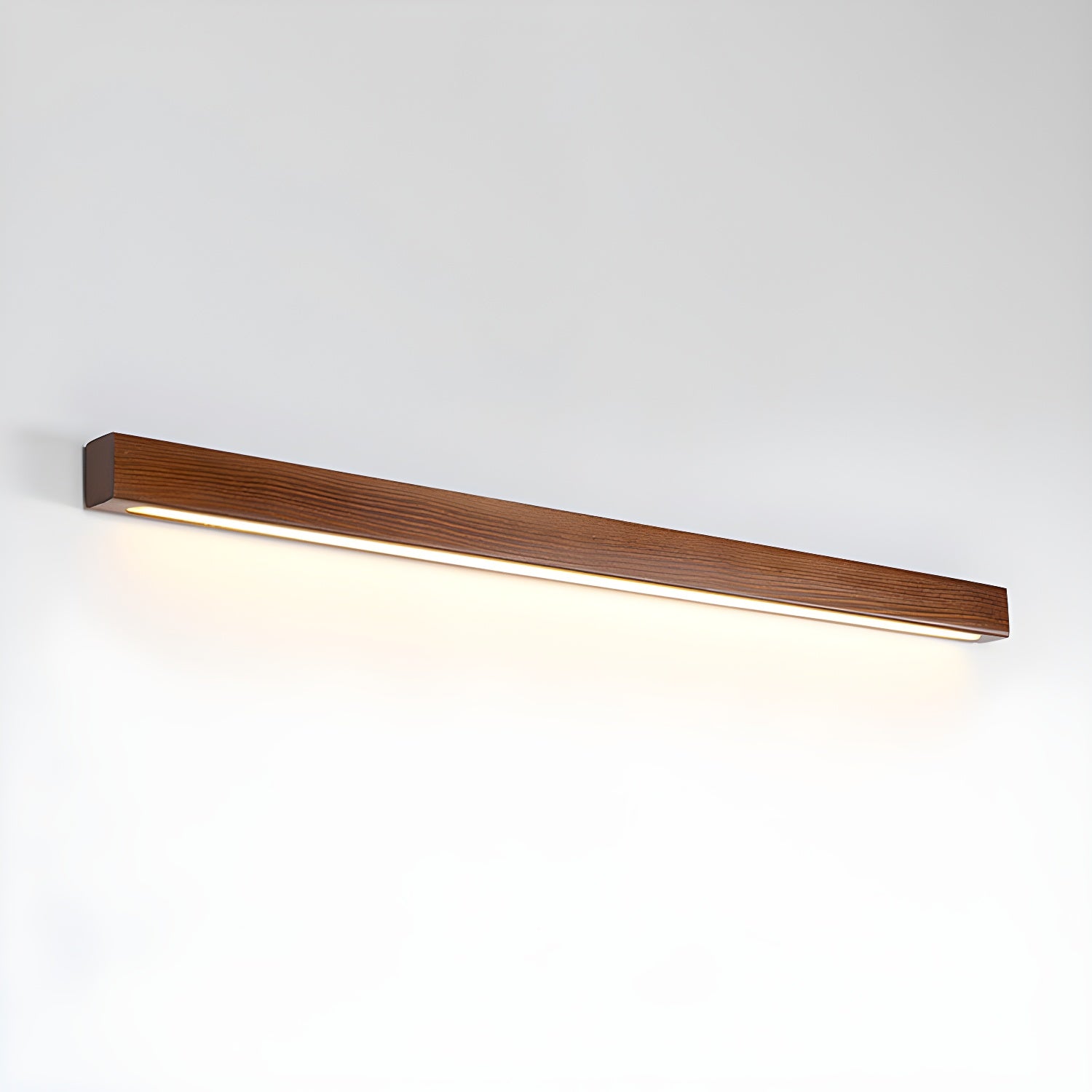 Aplique de pared lineal de madera con luz delgada