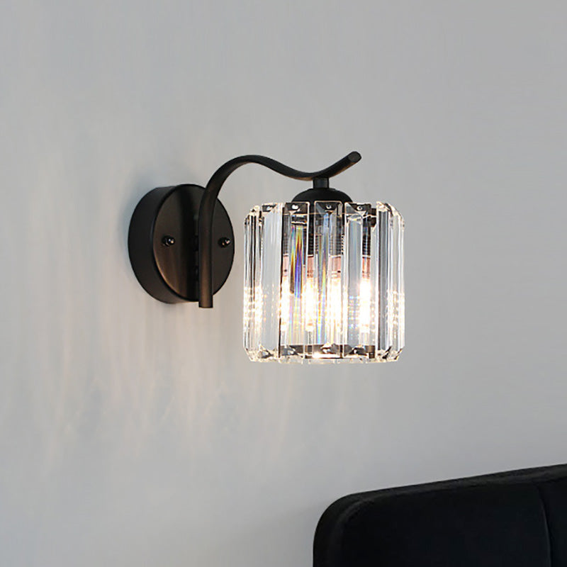 Aplique de pared moderno con cristal transparente y brazo curvo negro
