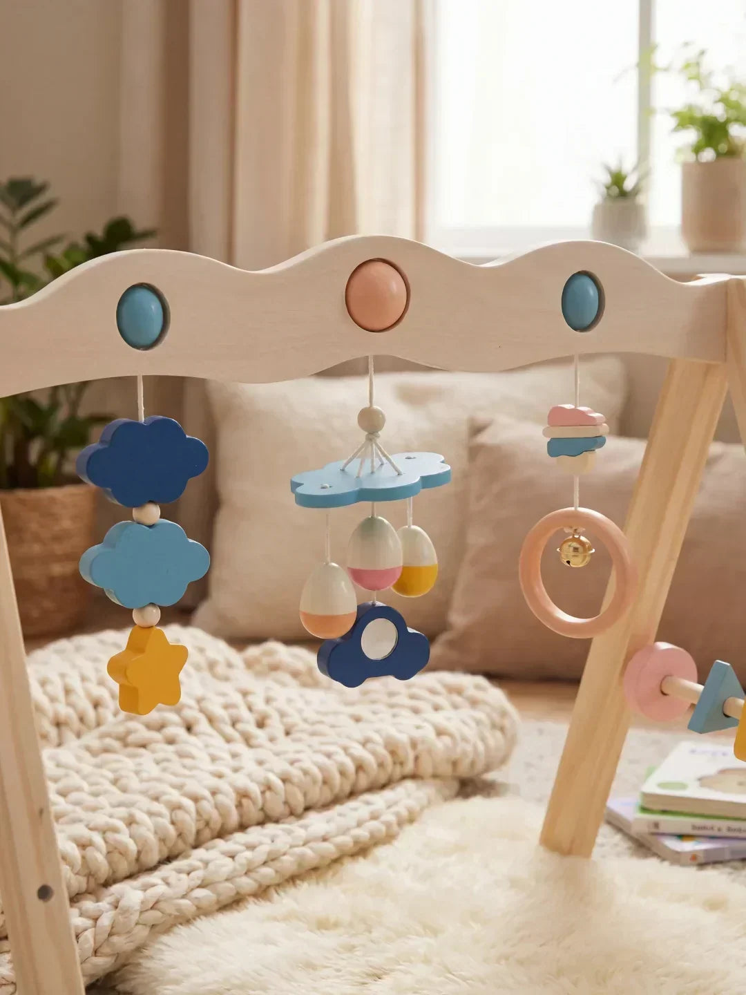 Arco de actividades de madera natural – Gimnasio sensorial para bebés y niños pequeños