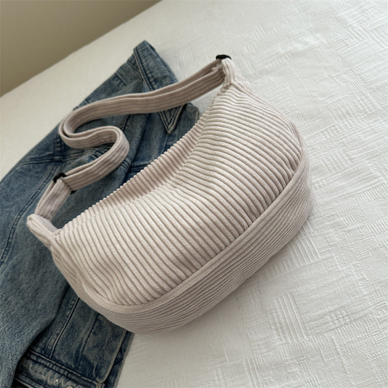 Bolso hobo de pana