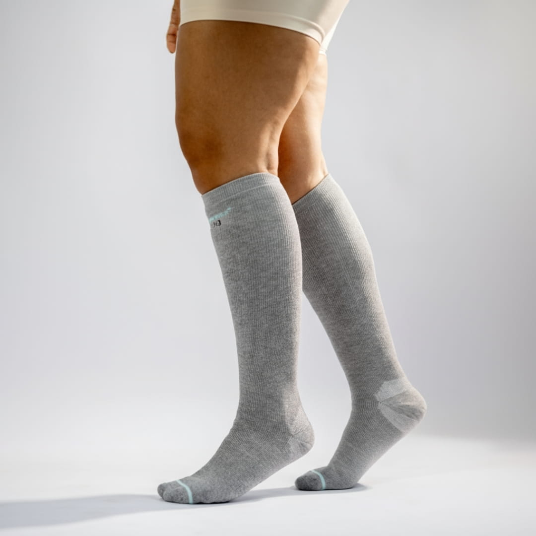 Calcetines de compresión de bambú para comodidad y soporte de piernas todo el día