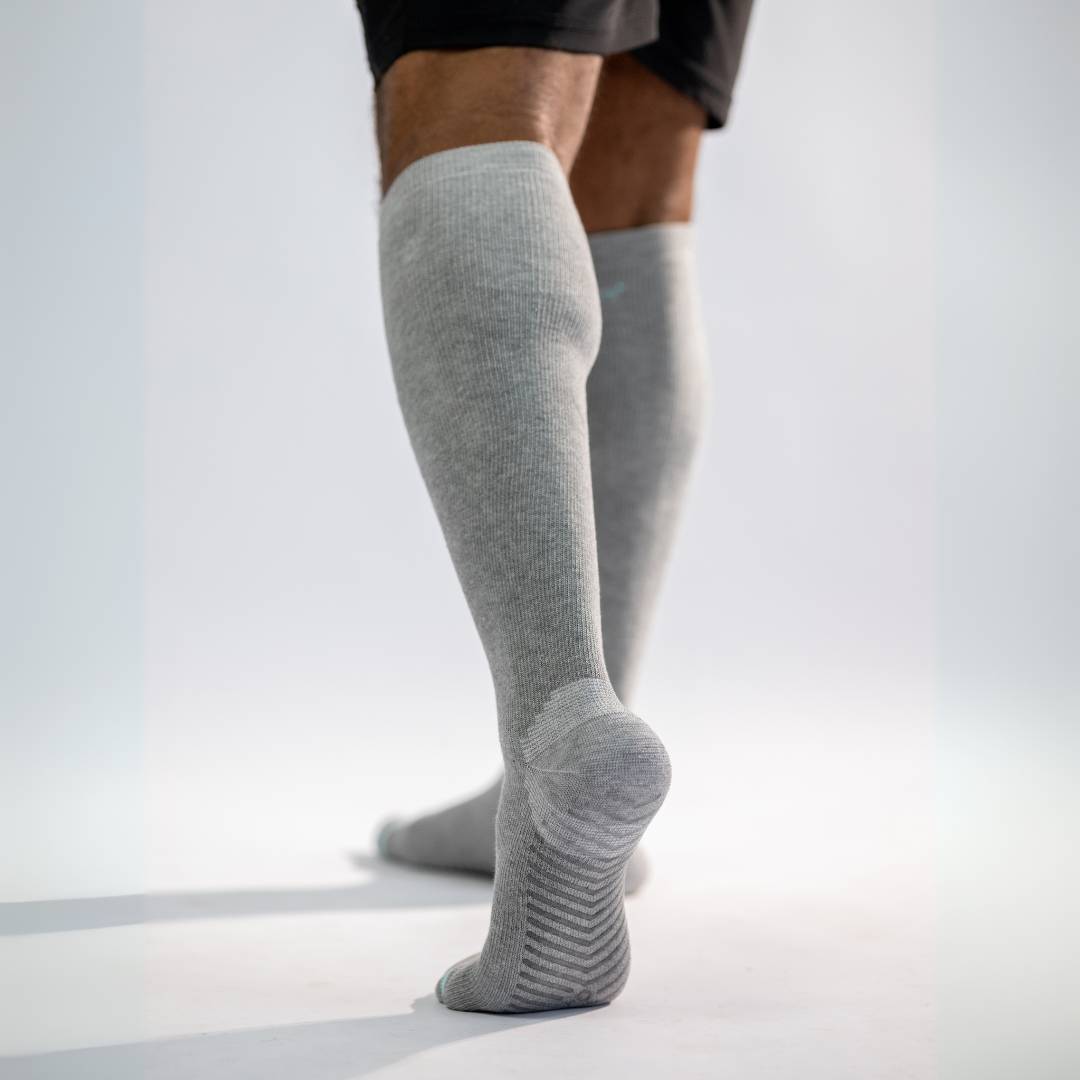 Calcetines de compresión de bambú para comodidad y soporte de piernas todo el día