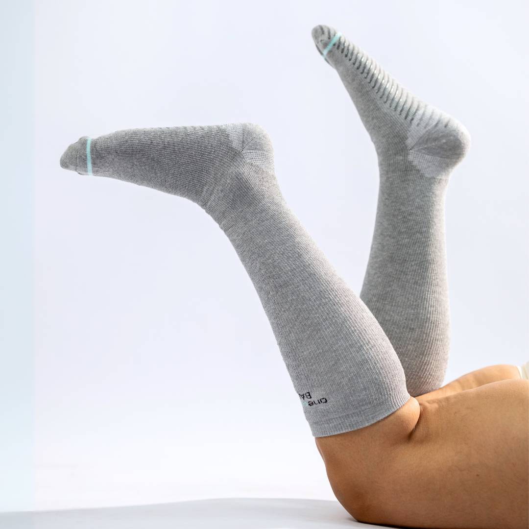 Calcetines de compresión de bambú para comodidad y soporte de piernas todo el día