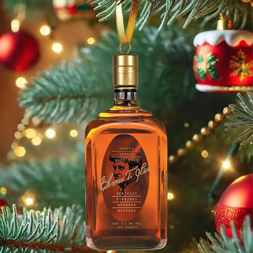 Calendario de adviento de whisky y bourbon con adornos de cuenta atrás