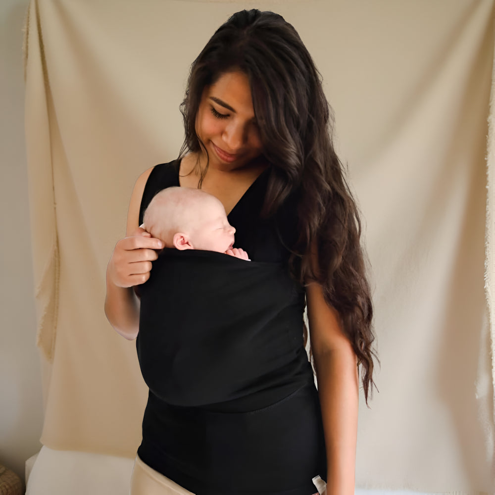 Camiseta portabebés manos libres estilo fular integrado