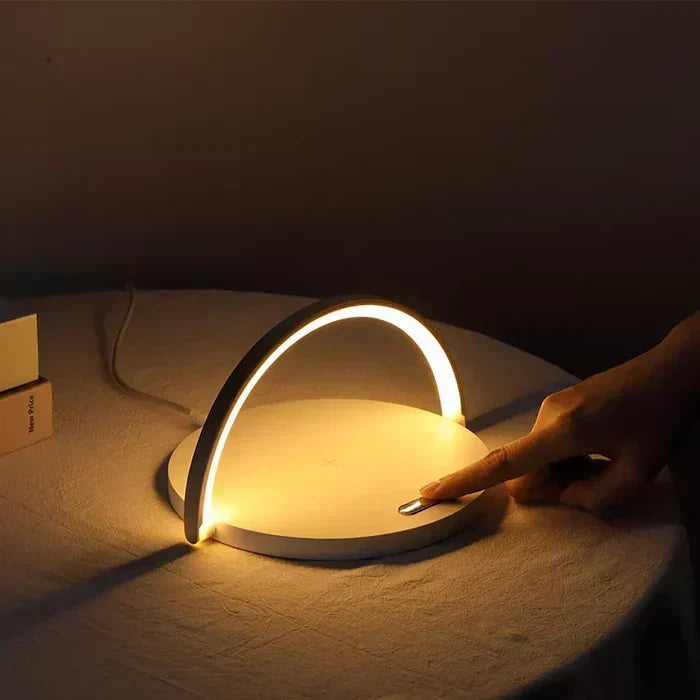 Cargador inalámbrico 3 en 1 con soporte para móvil y lámpara LED