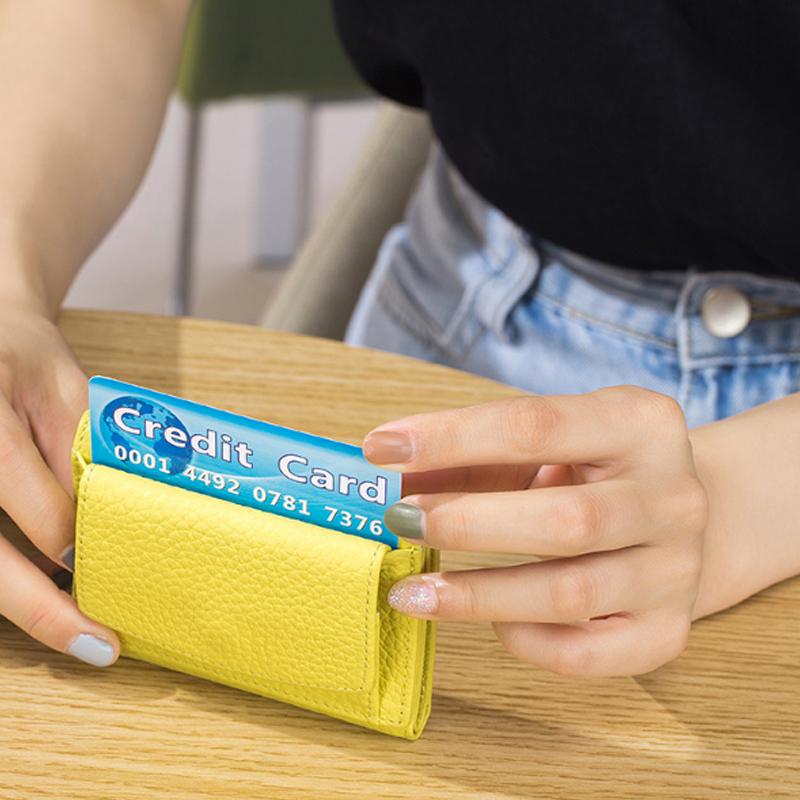 Cartera RFID artesanal de piel suave