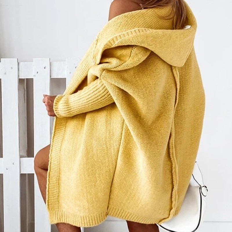 Chaqueta de punto con capucha para mujer