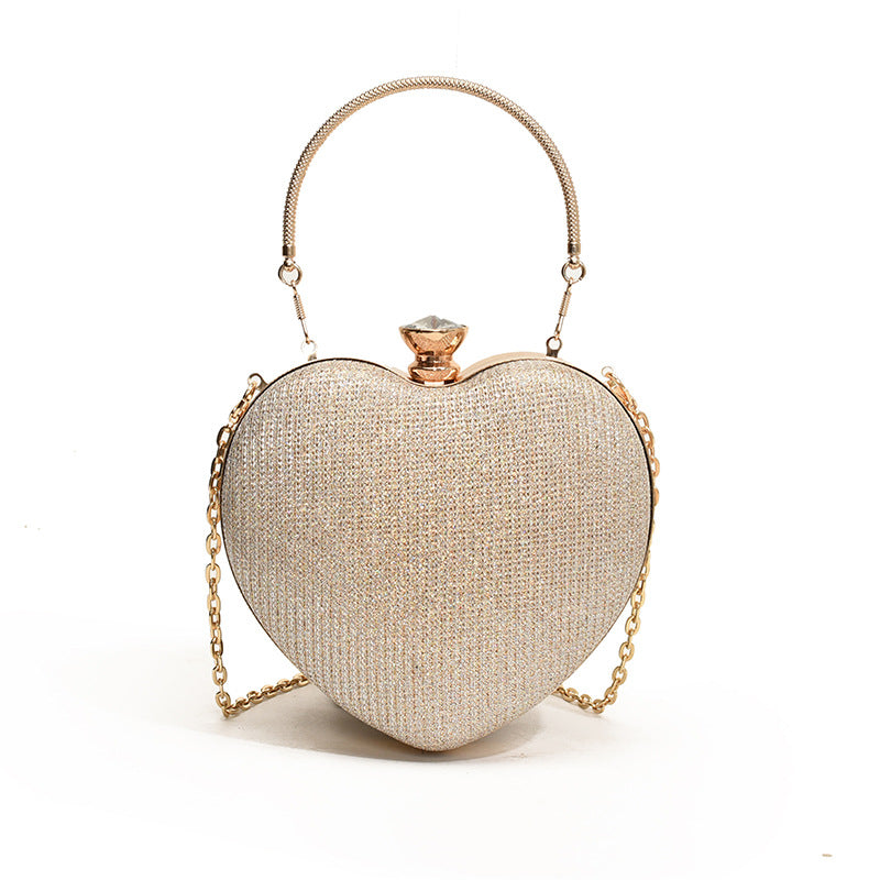 Clutch de noche glamuroso con forma de corazón
