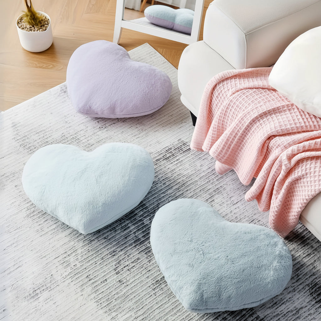 Cojín decorativo de felpa con forma de corazón