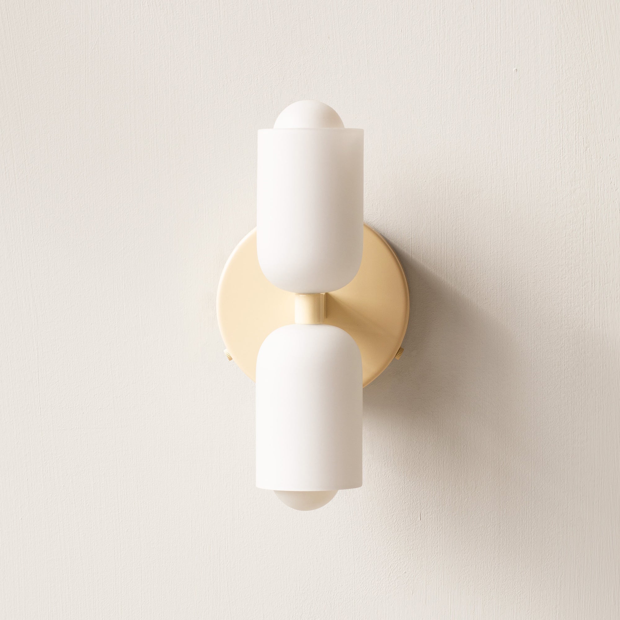 Lámpara de pared elegante con luz hacia arriba y abajo