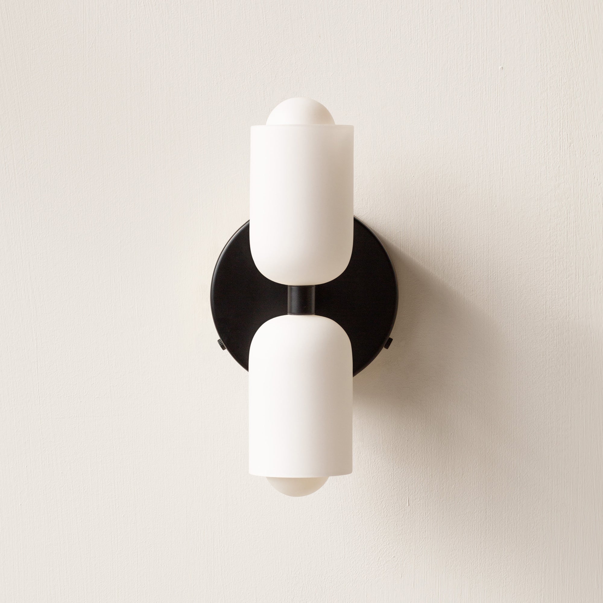 Lámpara de pared elegante con luz hacia arriba y abajo