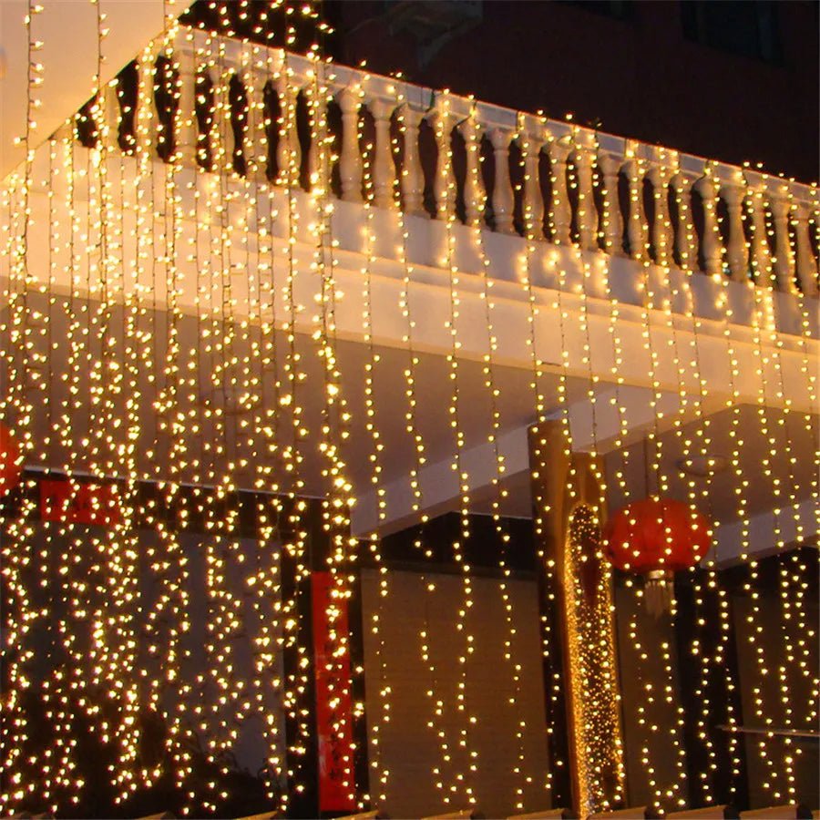 Luces de cortina navideñas con 8 modos de control y mando a distancia