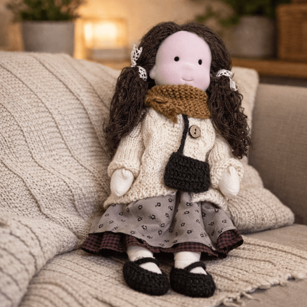 Muñeca Waldorf artesanal de algodón para juego creativo infantil