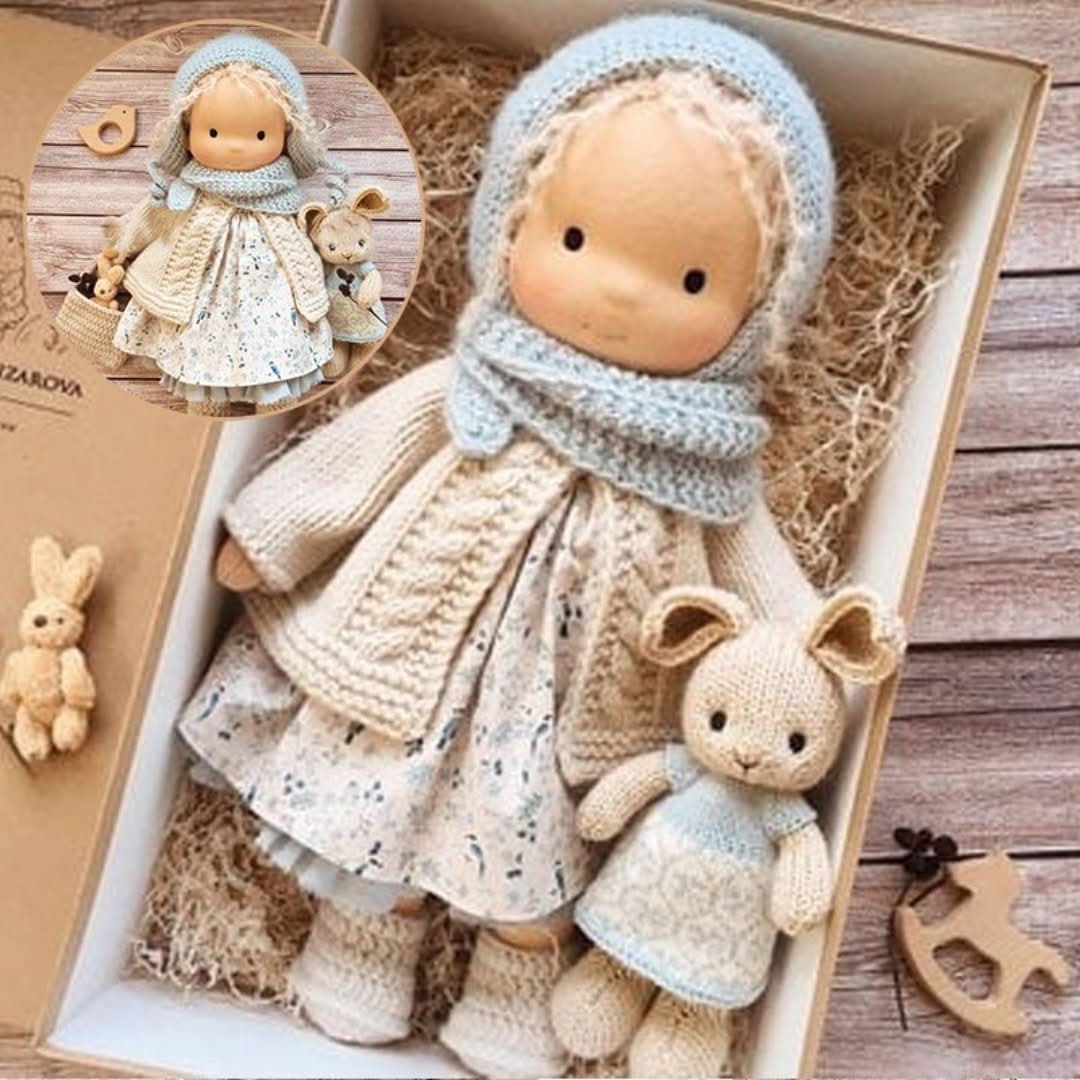 Muñeca Waldorf artesanal en materiales naturales - 30 cm