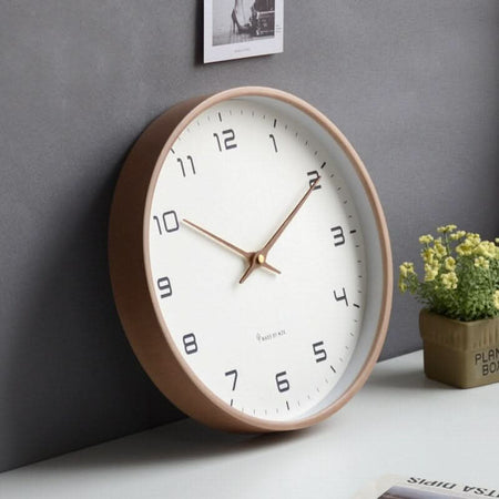 Reloj de pared escandinavo para ambiente elegante del hogar