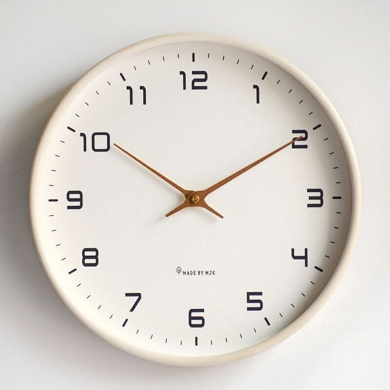 Reloj de pared escandinavo para ambiente elegante del hogar