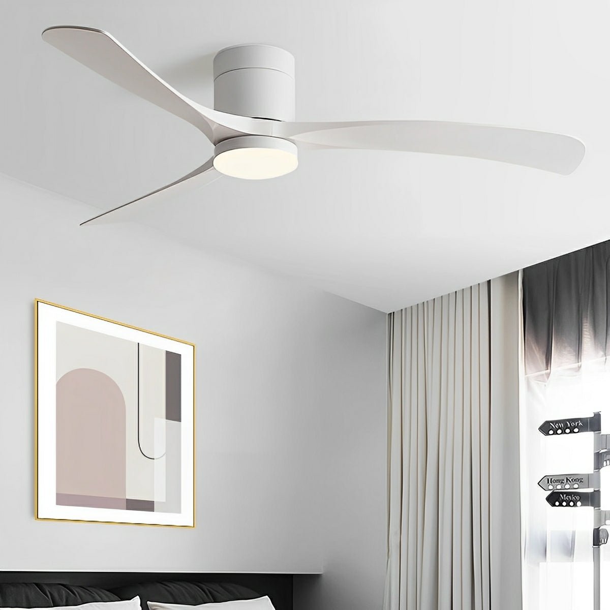 Ventilador de techo con luz LED integrada y aspas radiales planas