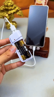 Dmax | Batería externa USB de emergencia