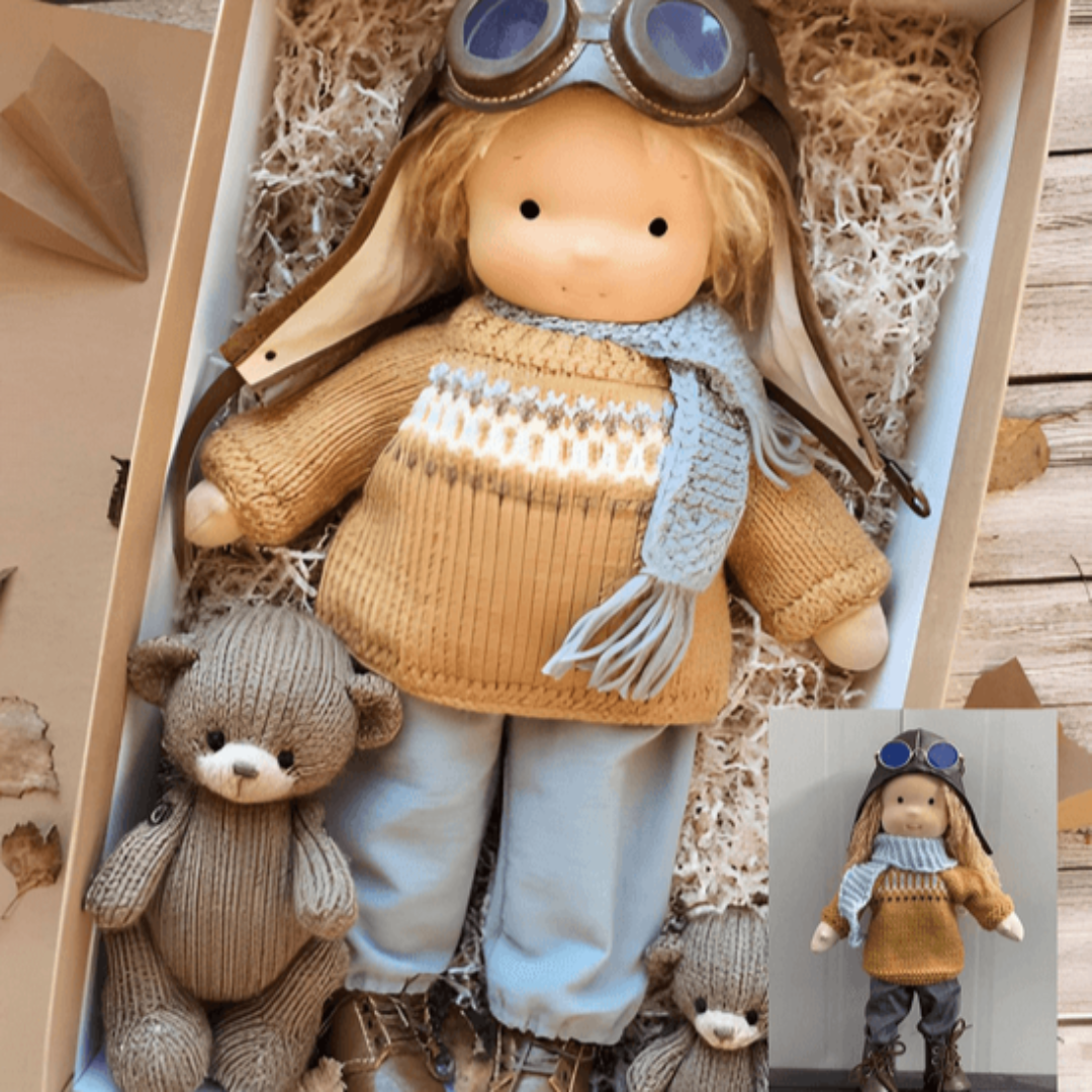 Muñeca Hecha a Mano de Felpa Suave – Juguete Waldorf