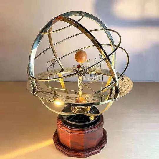 Réplica Mecánica Artesanal del Sistema Solar en Latón (5 Planetas)