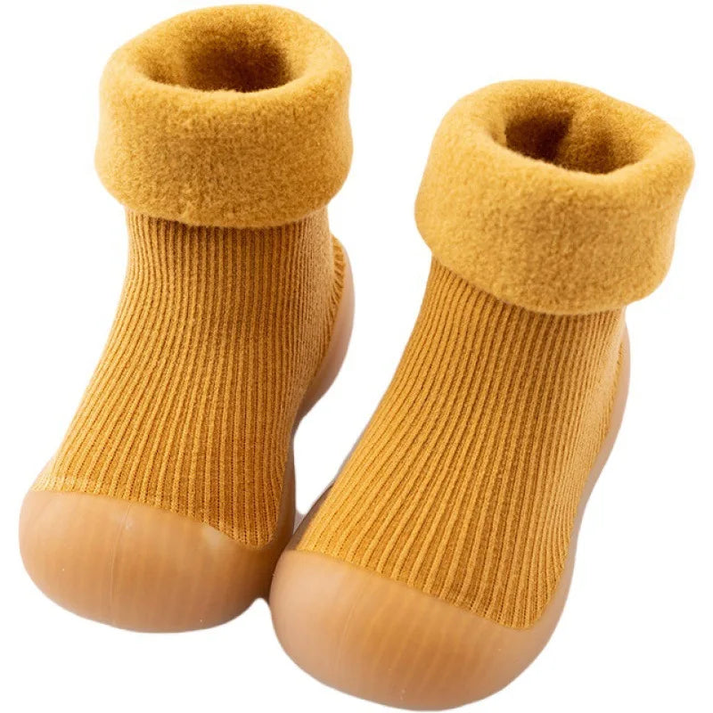 Dmax | Calidez y Seguridad – Zapatos antideslizantes tipo calcetín para niños pequeños