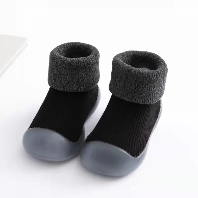 Calor y Seguridad – Calcetines-Zapato Antideslizantes para Bebés