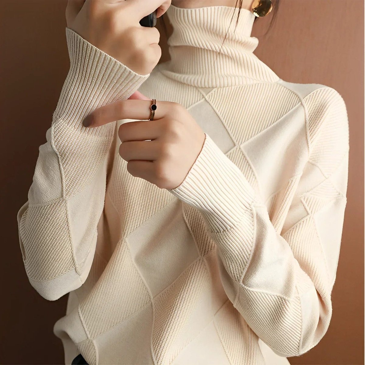 Julié – Suéter de cachemir con cuello alto