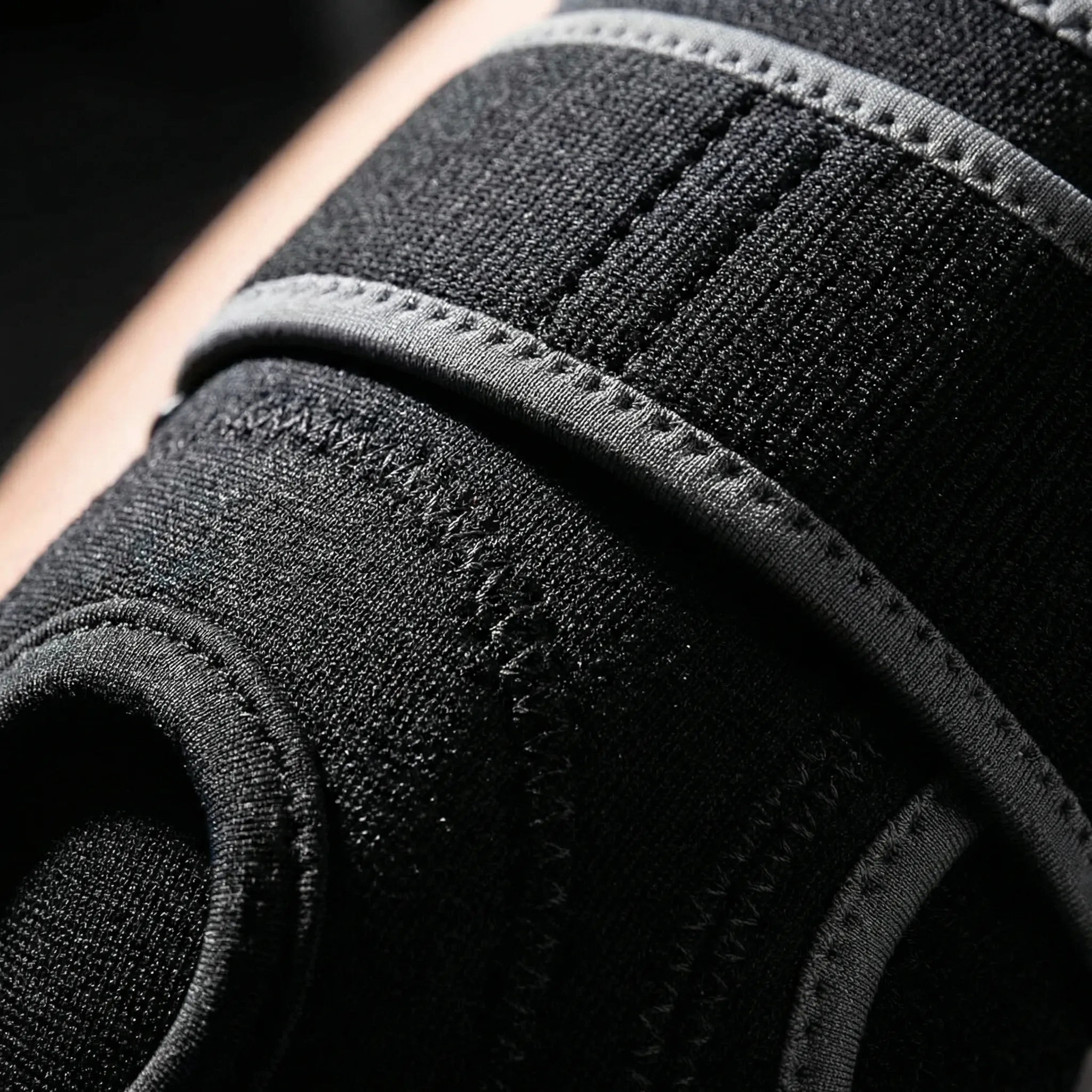 KneeGuardo - Rodillera ajustable con muelles