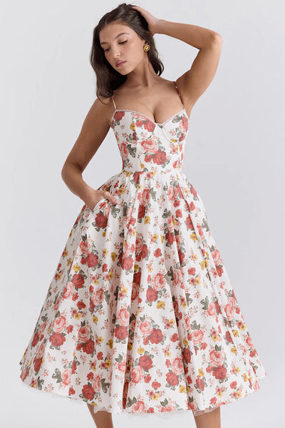 Vestido de Satén con Falda Evasé | Elegancia y Glamour Atemporal
