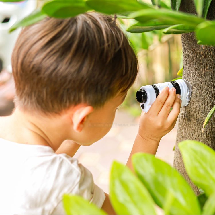 Microscopito™ - El microscopio de bolsillo para pequeños científicos