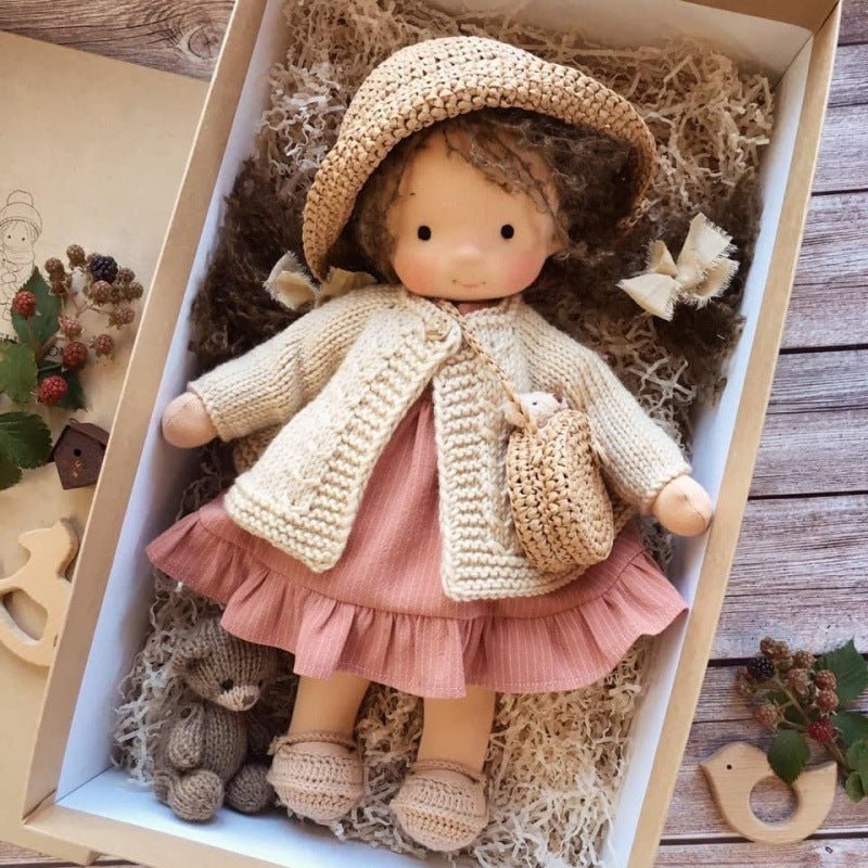 Muñeca artesanal de tela suave - Juguete creativo para niños