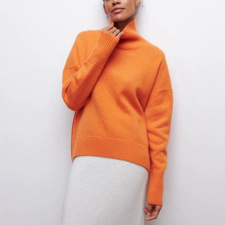 Jersey CLARA de cachemir con cuello alto oversize