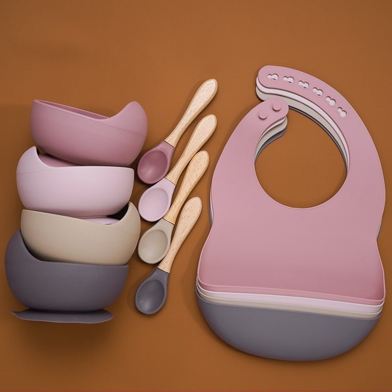 Set de Comida para Bebé de Silicona con Babero y Cuenco Antideslizante - DESCUENTOSMAX™
