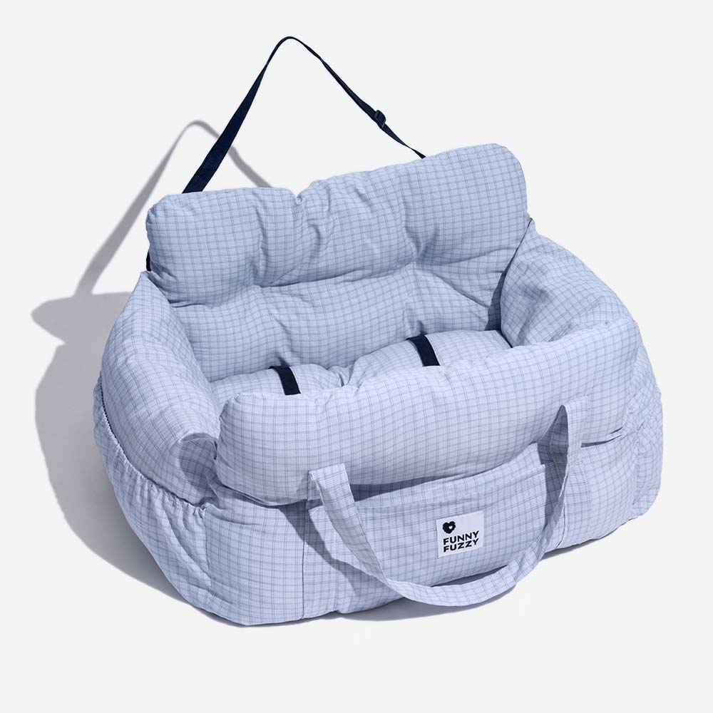 Asiento de coche portátil para mascotas estilo cojín de refuerzo — Asiento de coche para perro