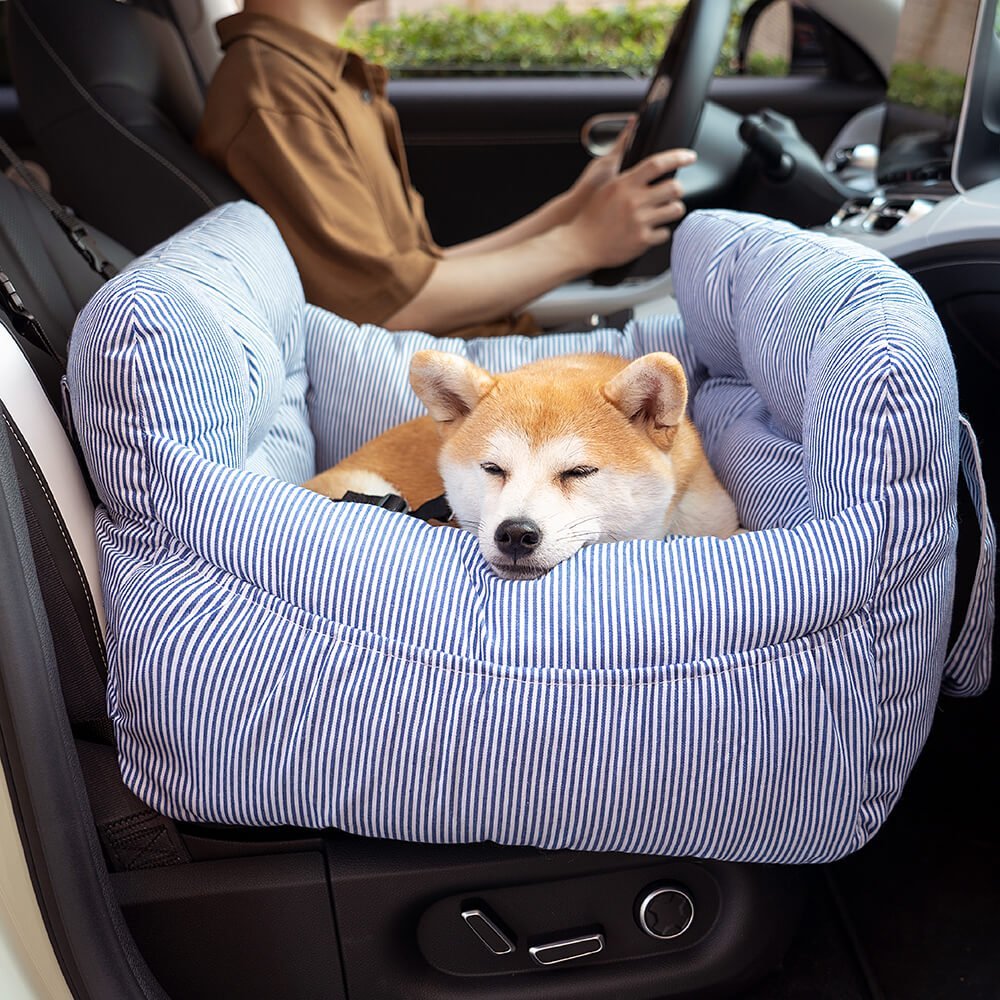 Asiento de coche portátil para mascotas estilo cojín de refuerzo — Asiento de coche para perro