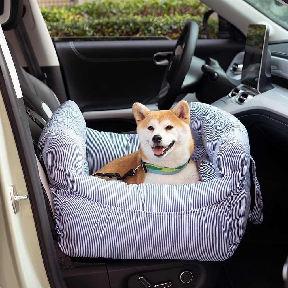 Asiento de coche portátil para mascotas estilo cojín de refuerzo — Asiento de coche para perro