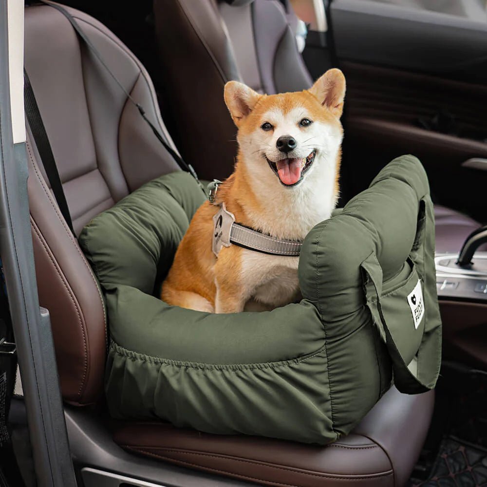 Asiento de coche portátil para mascotas estilo cojín de refuerzo — Asiento de coche para perro