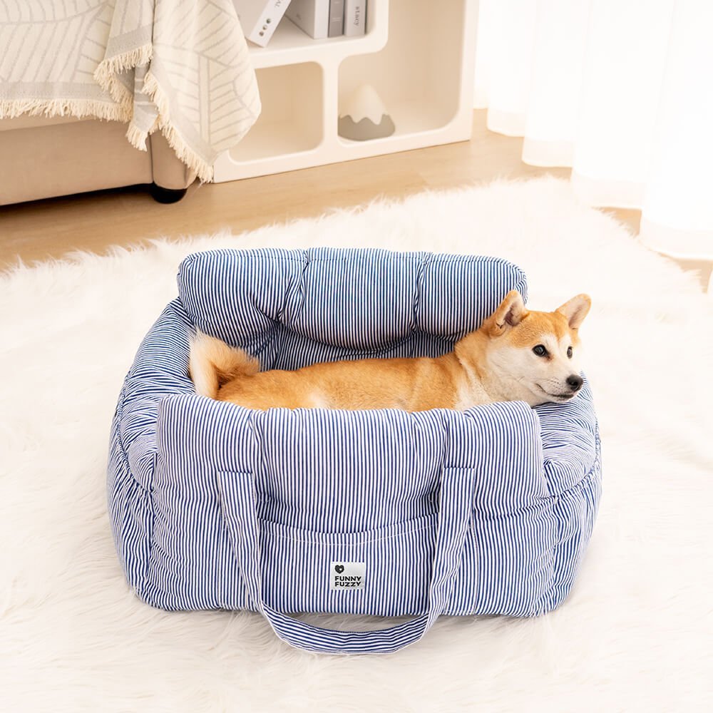 Asiento de coche portátil para mascotas estilo cojín de refuerzo — Asiento de coche para perro